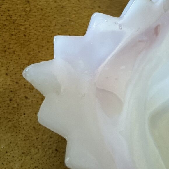 Indiana Glass Company White Glass Diamond Point Square Pink Ruffle Candy Dish - Picture 5 of 6